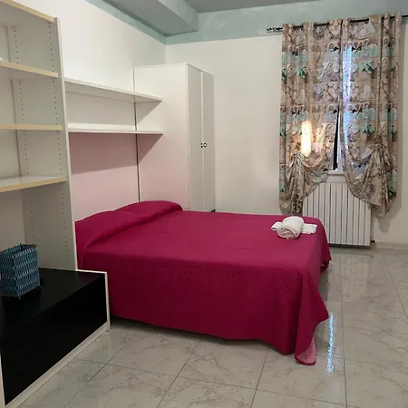 شقة فندقية Residenza Delle Rose *